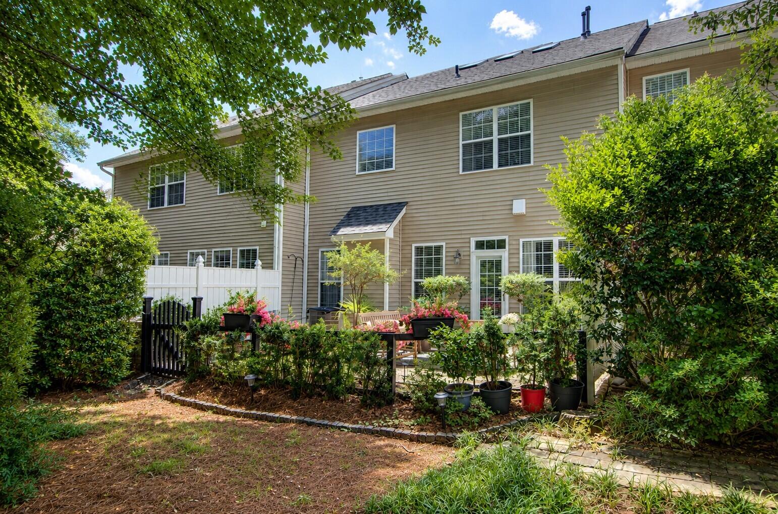 2467 Draymohr Court