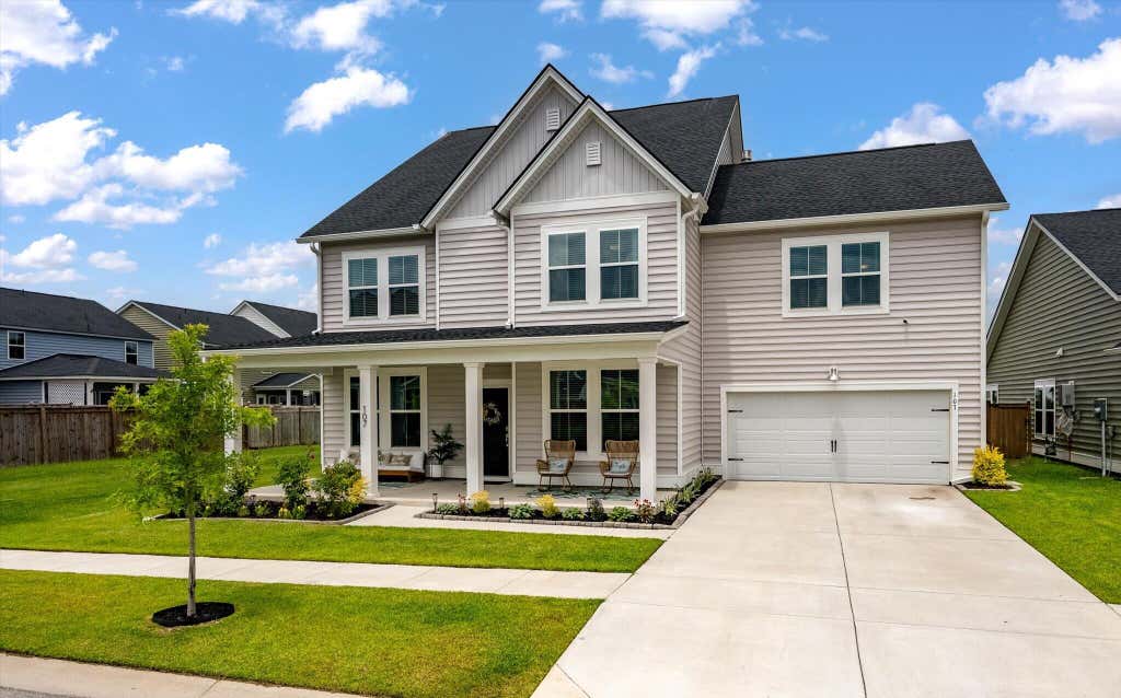 Photo of 107 Spotted Way, Summerville, SC 29485 (MLS # 26023754)