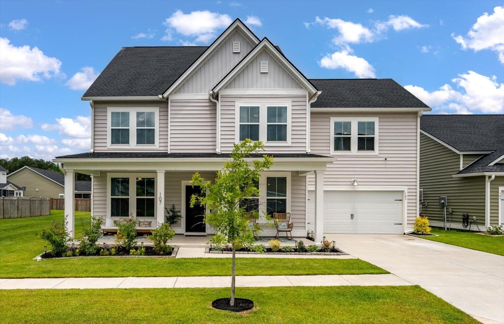 Photo of 107 Spotted Way, Summerville, SC 29485 (MLS # 26023754)