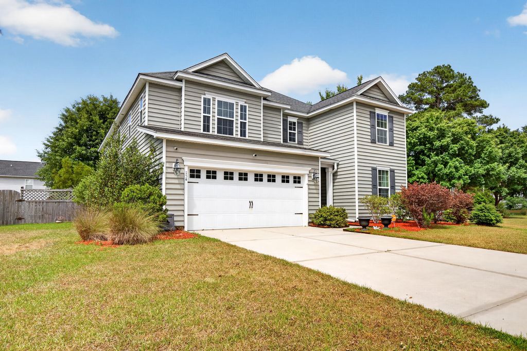 Photo of 154 Red Leaf Boulevard, Moncks Corner, SC 29461 (MLS # 26012266)
