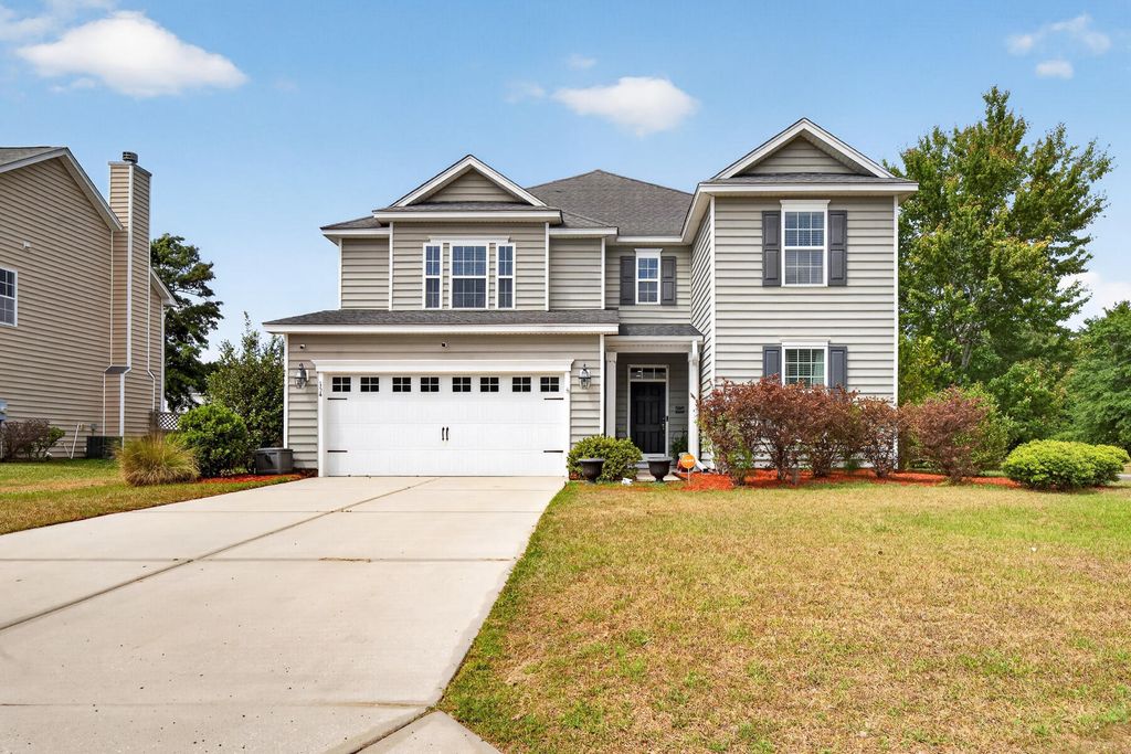 Photo of 154 Red Leaf Boulevard, Moncks Corner, SC 29461 (MLS # 26012266)