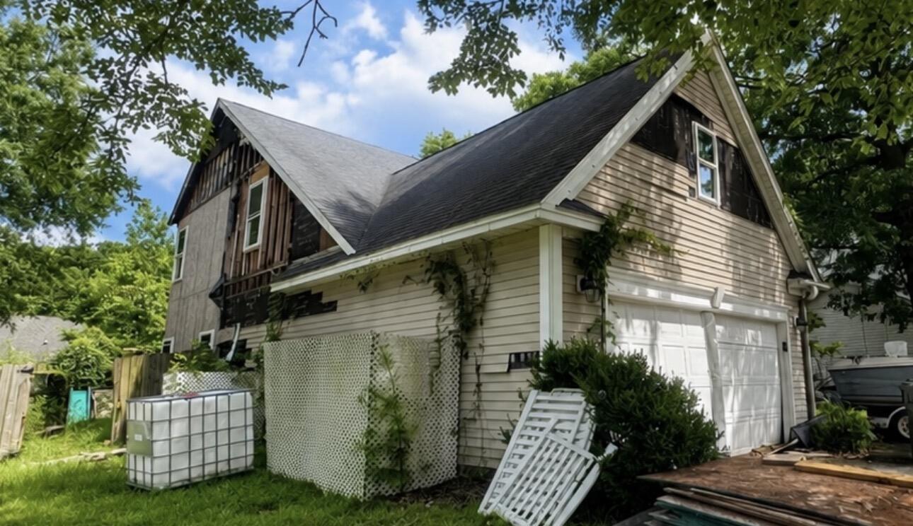120 Fairbury Drive