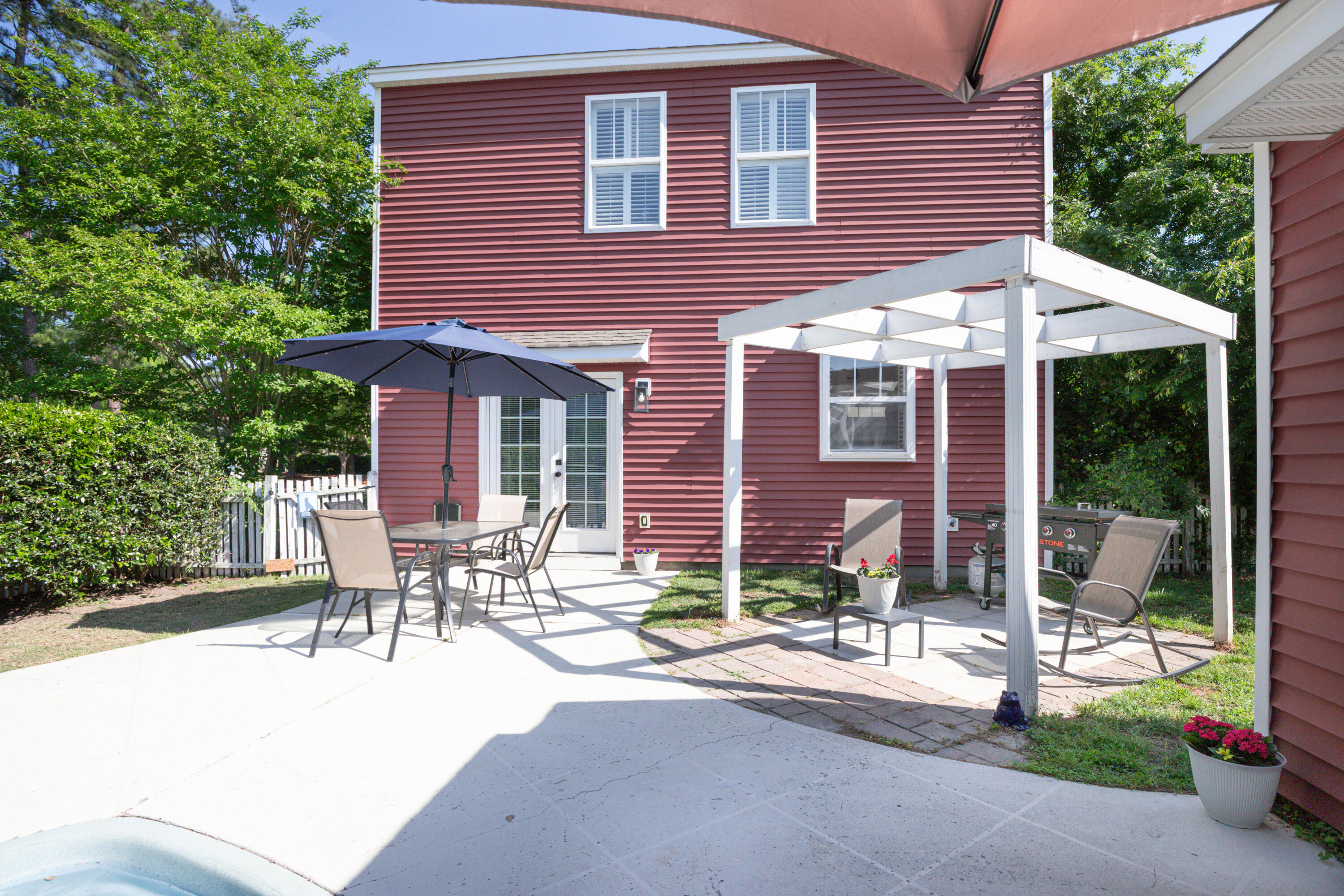 147 Red Leaf Boulevard