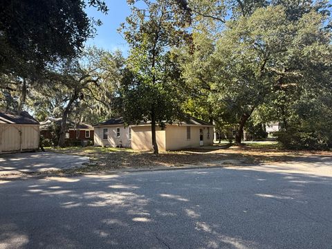 4412 Holmes Avenue North Charleston SC 29405