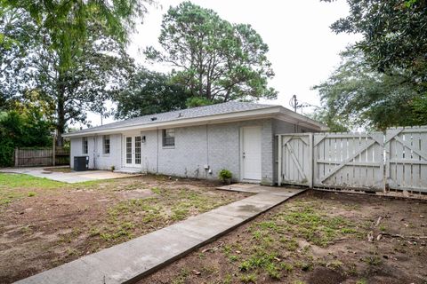 A home in Mount Pleasant