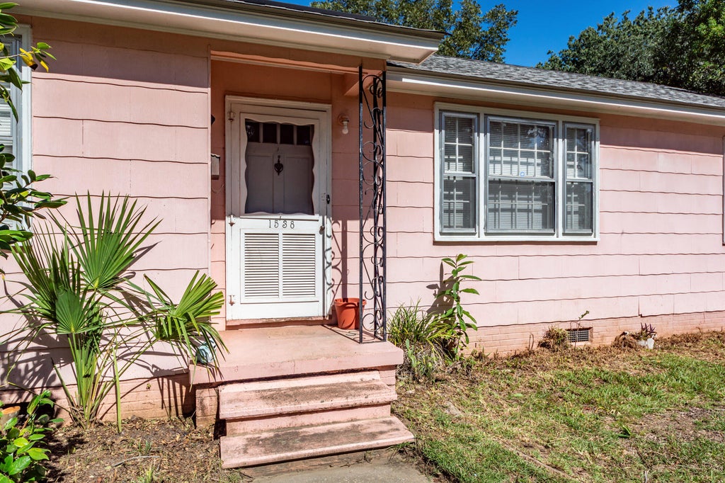 Photo of 1538 Bexley Street, North Charleston, SC 29405 (MLS # 26028263)