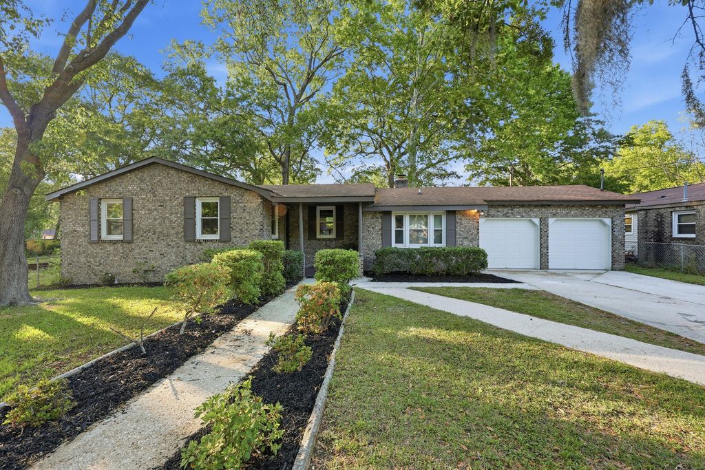 Photo of 1908 Iron Street, North Charleston, SC 29406 (MLS # 26011089)