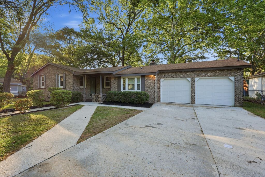 Photo of 1908 Iron Street, North Charleston, SC 29406 (MLS # 26011089)