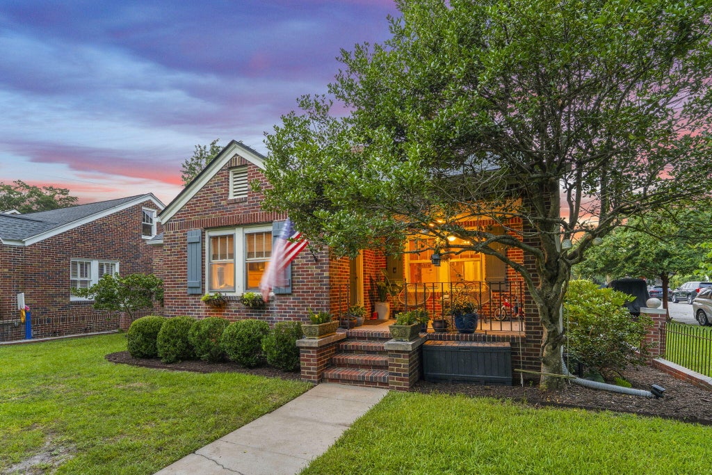 Photo of 350 Grove Street, Charleston, SC 29403 (MLS # 26021621)