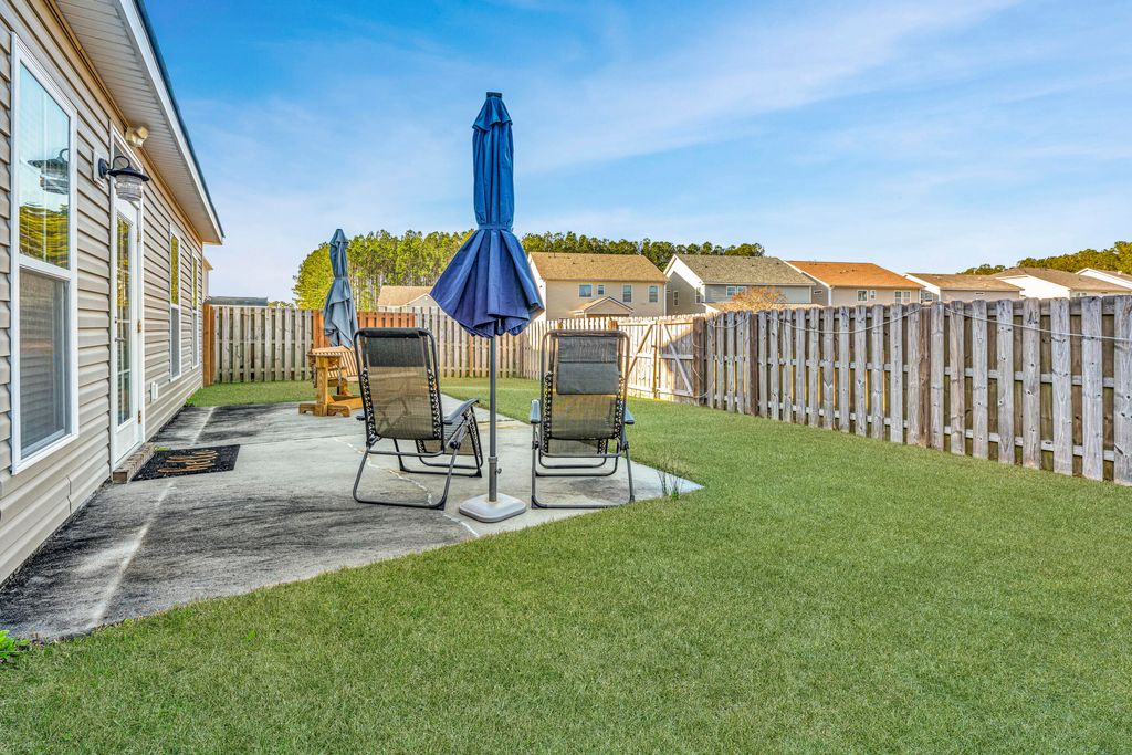 Photo of 394 Sanctuary Park Drive, Summerville, SC 29486 (MLS # 25032148)