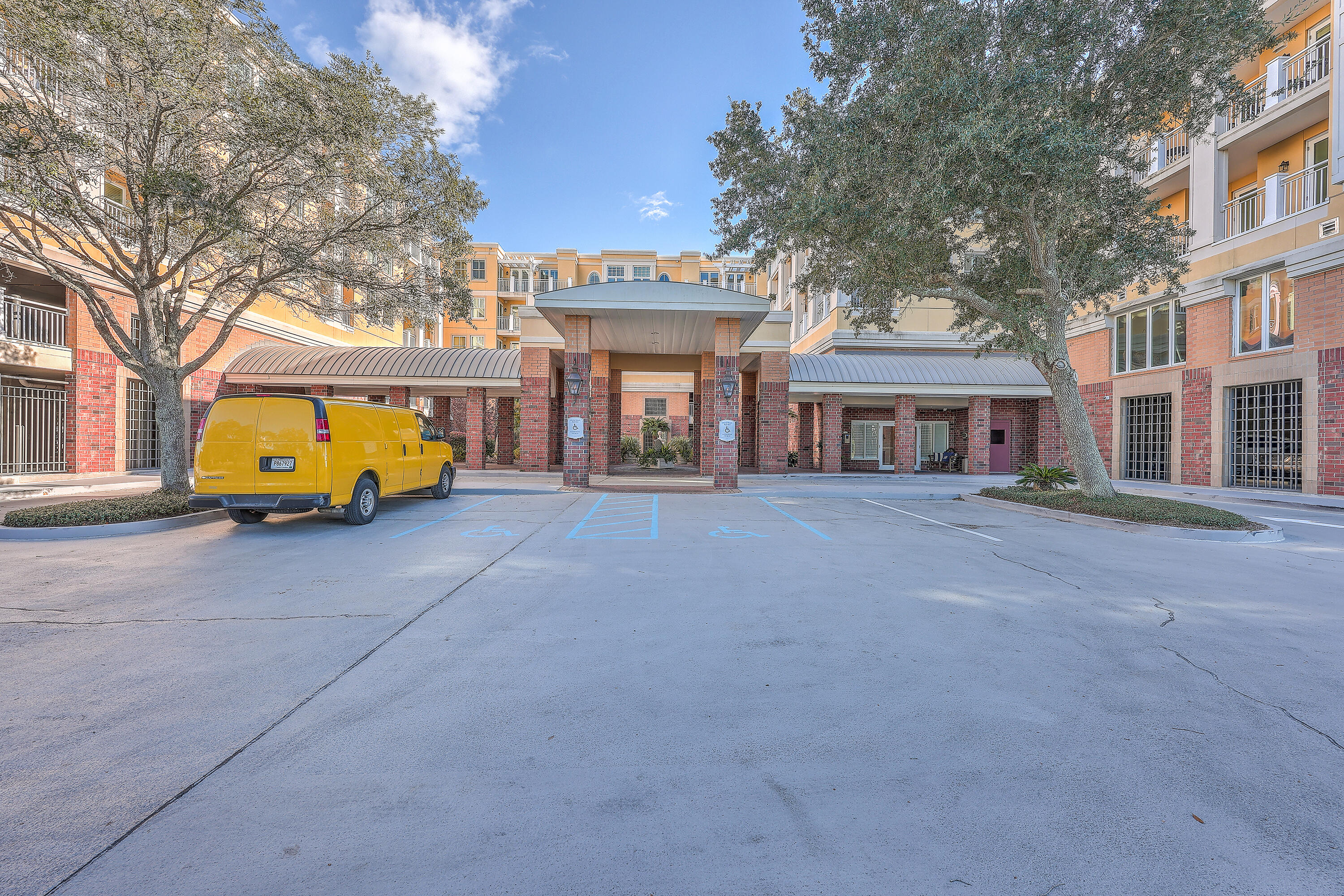 5016 Old Bridgeview Lane 5016