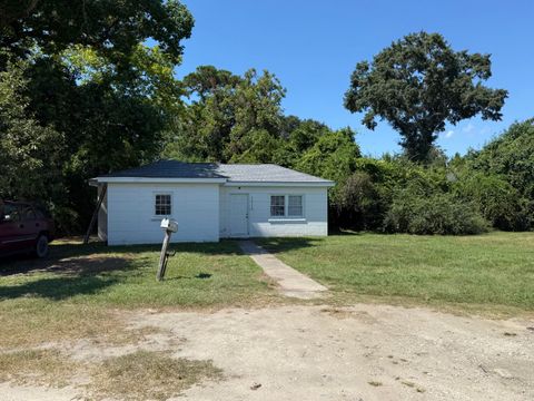 Photo of 2324 Meridian Road, North Charleston, SC 29405 (MLS # 25027600)