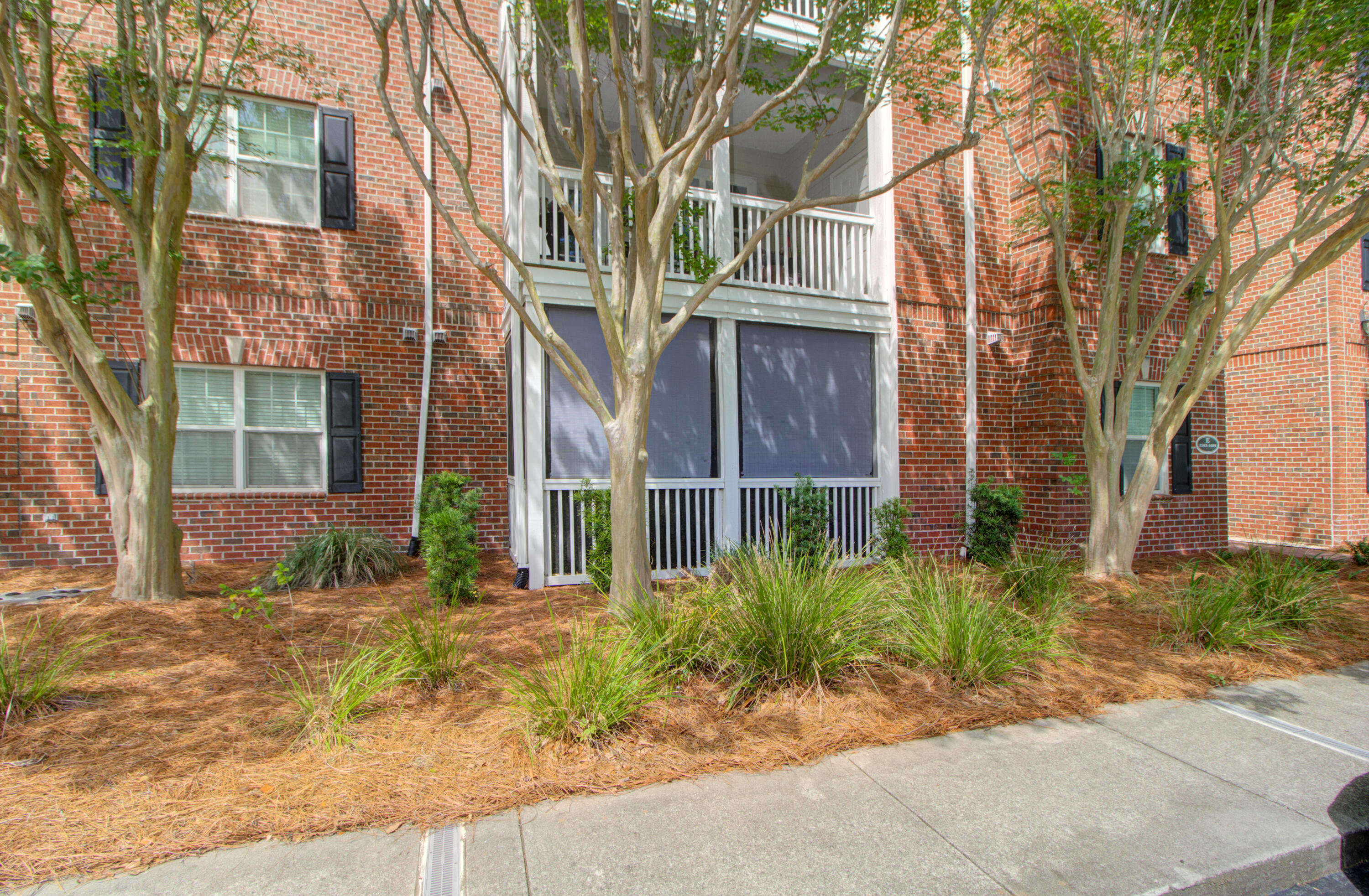 1565 Cambridge Lakes Drive Unit 103e