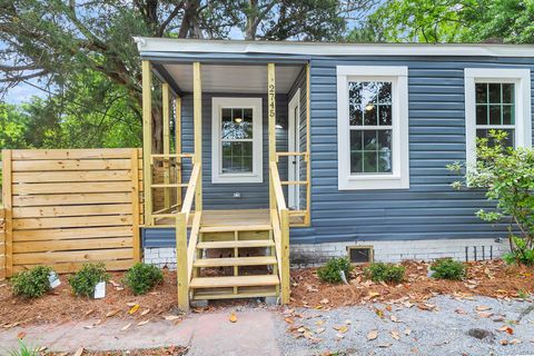 A home in North Charleston