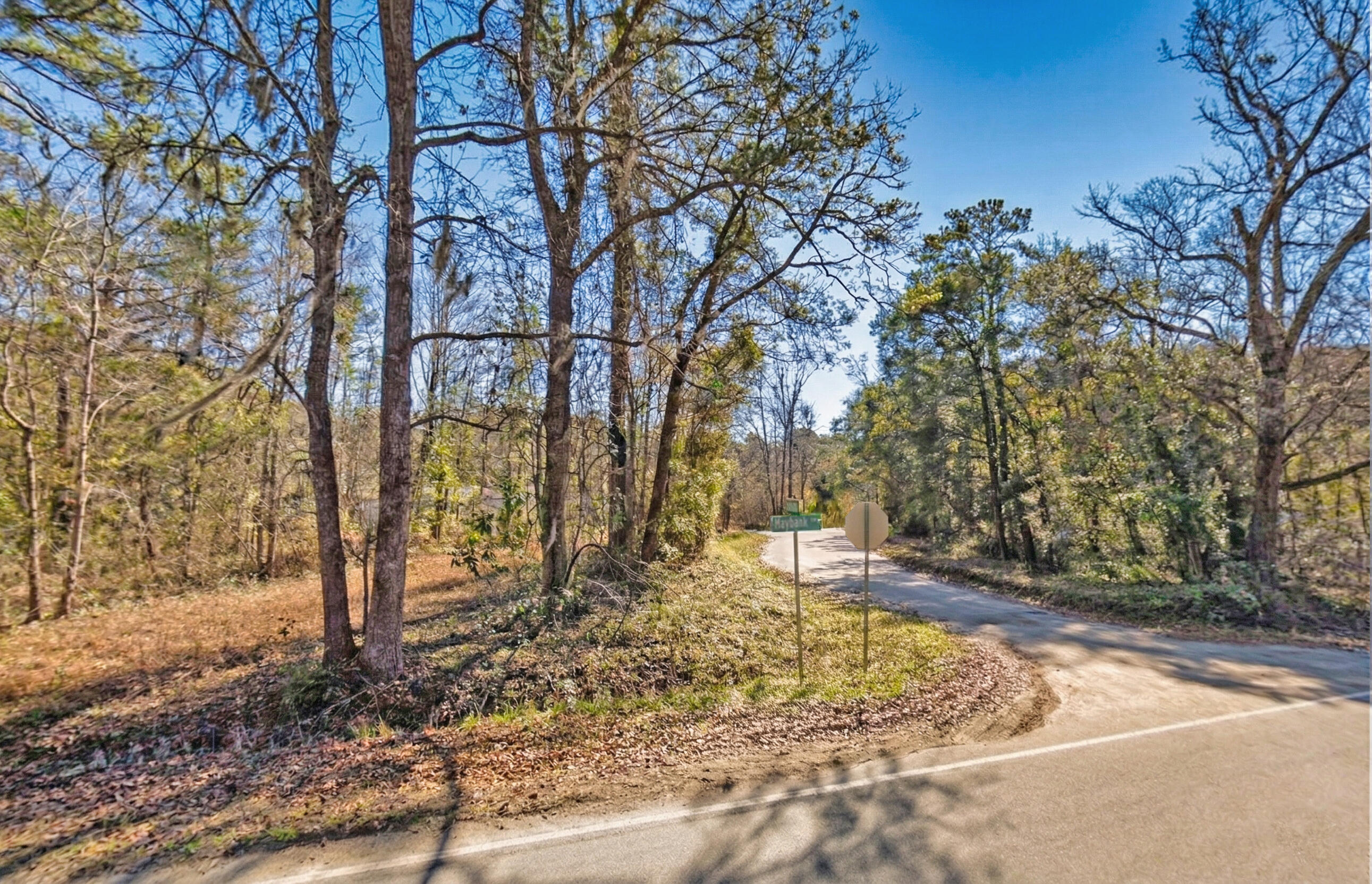 6825 Maybank Hwy