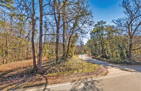 6825 Maybank Highway Wadmalaw Island SC 29487