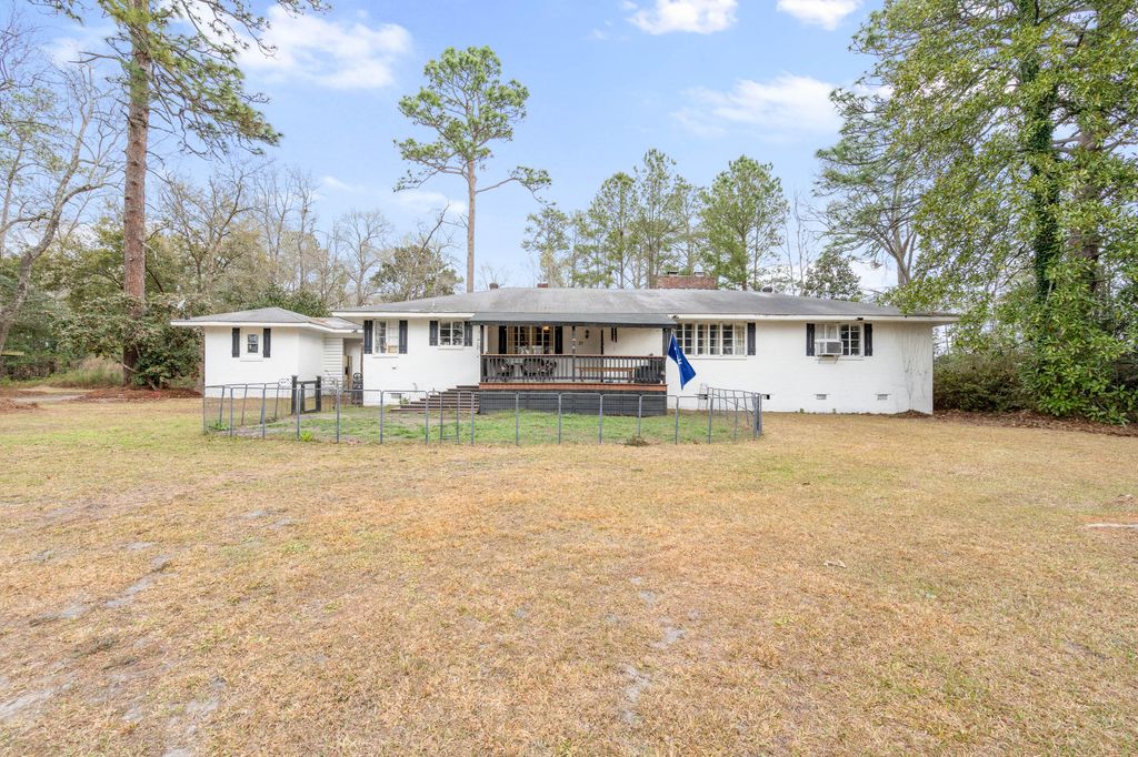 Photo of 22 Flowers Street, Yemassee, SC 29945 (MLS # 26007546)