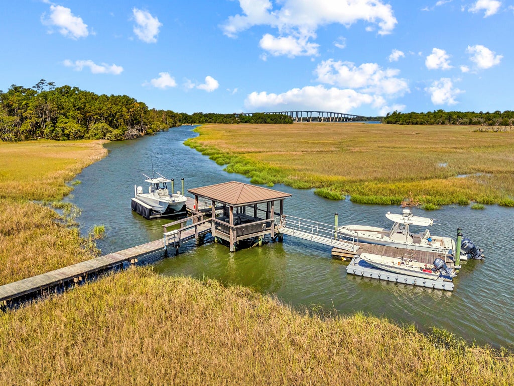 Photo of 314 River Oak Drive #Unit 2, Mount Pleasant, SC 29464 (MLS # 26027785)