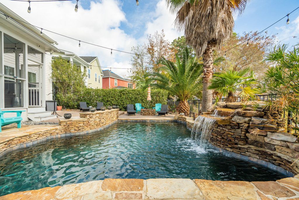 Photo of 308 Brick Kiln Drive, Summerville, SC 29483 (MLS # 25031682)