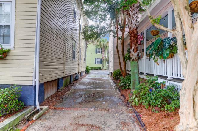 3 1/2 Kracke Street Apt C