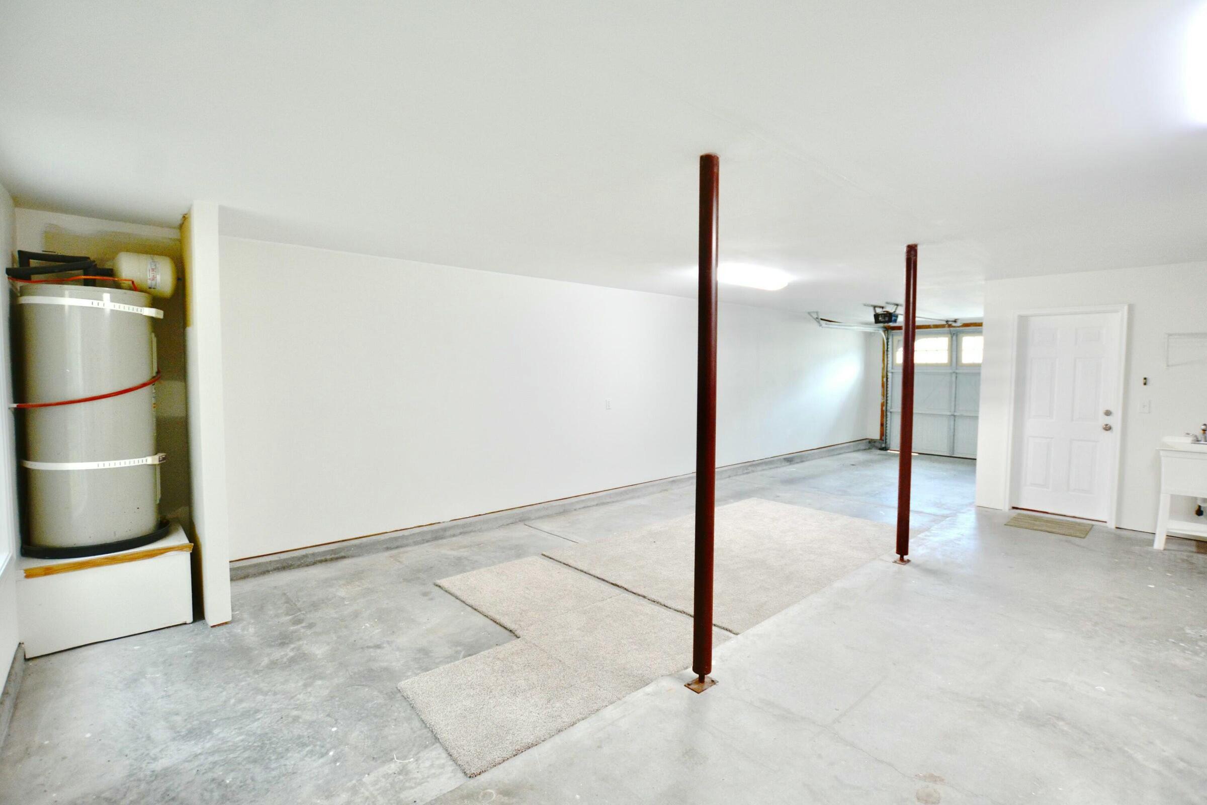 1402 Hamlin Park Circle