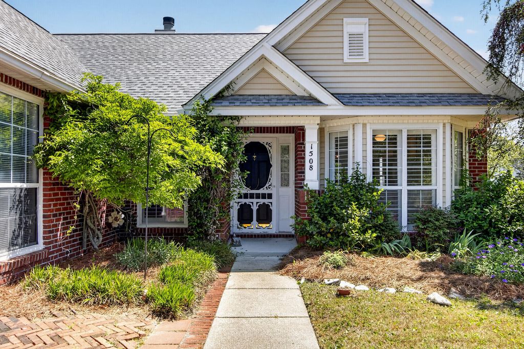 Photo of 1508 Sweet Myrtle Circle, Mount Pleasant, SC 29466 (MLS # 26010295)