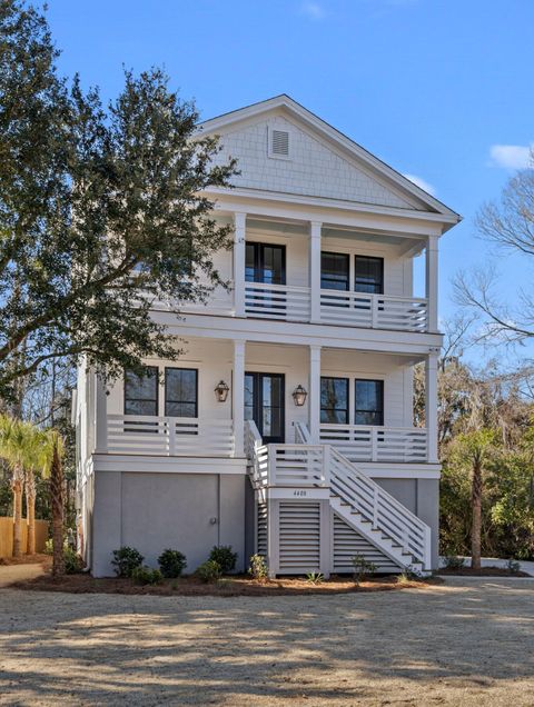 Single Family Residence in Mount Pleasant SC 1081 Capersview Court Ct.jpg