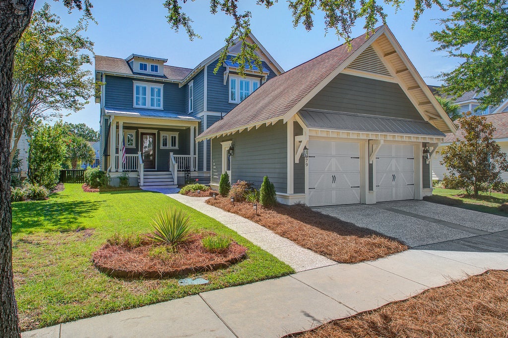 Photo of 1679 Paradise Lake Drive, Mount Pleasant, SC 29464 (MLS # 26029469)