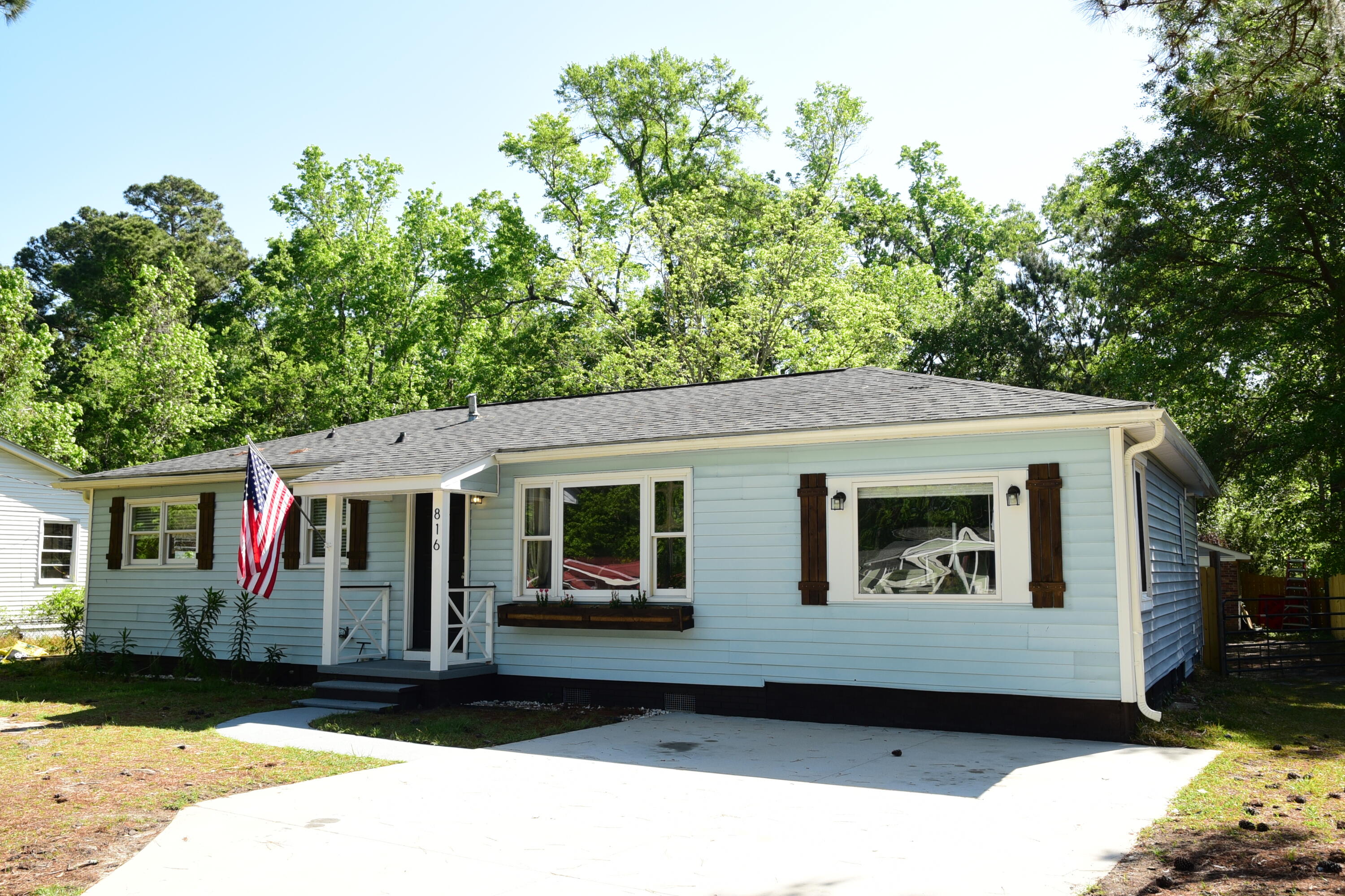 816 Savage Road