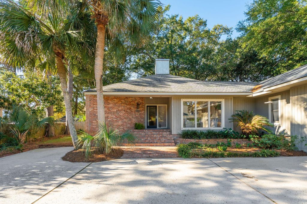 Photo of 1453 Pine Island View Vw, Mount Pleasant, SC 29464 (MLS # 25030780)