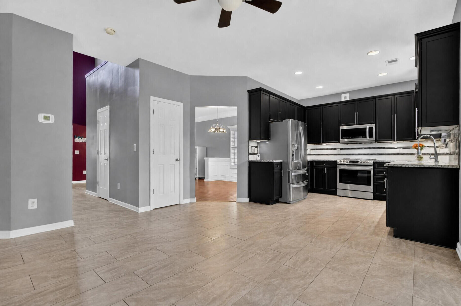 5236 Lenora Drive