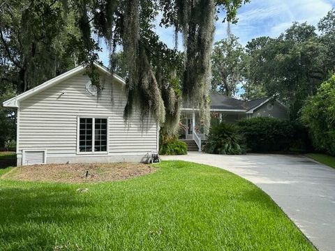 Single Family Residence in Beaufort SC 7 Sandy Ridge Road.jpg