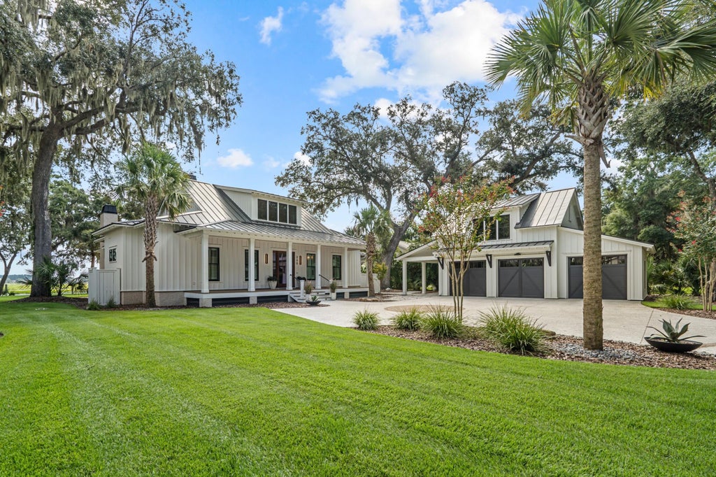 Photo of 250 Distant Island Drive, Beaufort, SC 29907 (MLS # 26025837)