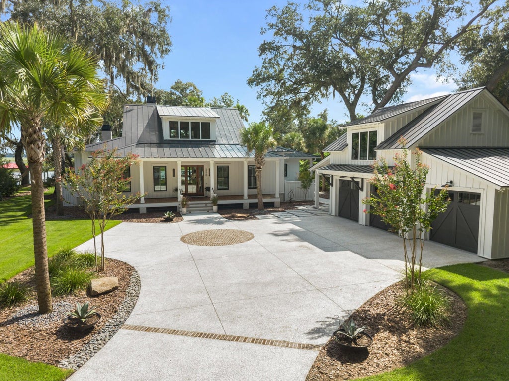 Photo of 250 Distant Island Drive, Beaufort, SC 29907 (MLS # 26025837)