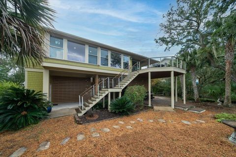 A home in Folly Beach