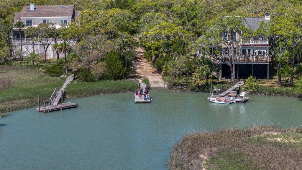 Photo of 44 Hammocks Way, Edisto Island, SC 29438 (MLS # 26010543)