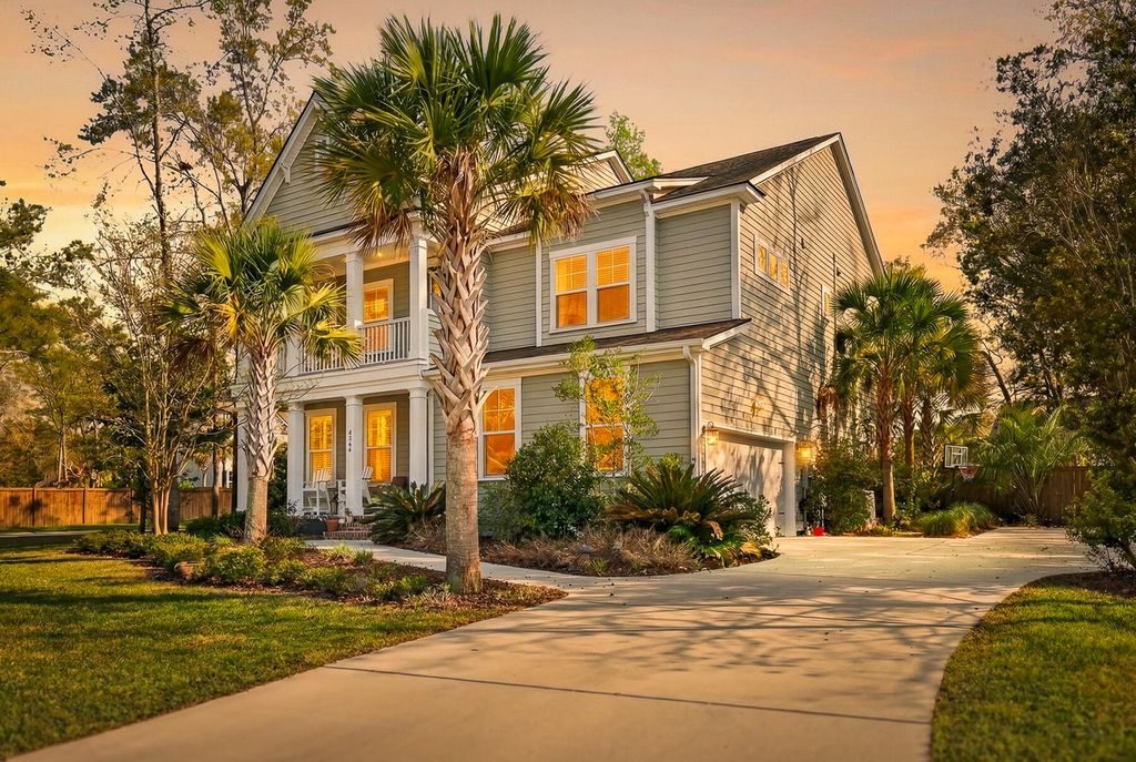 Photo of 5544 Alpine Drive, Summerville, SC 29483 (MLS # 26009117)