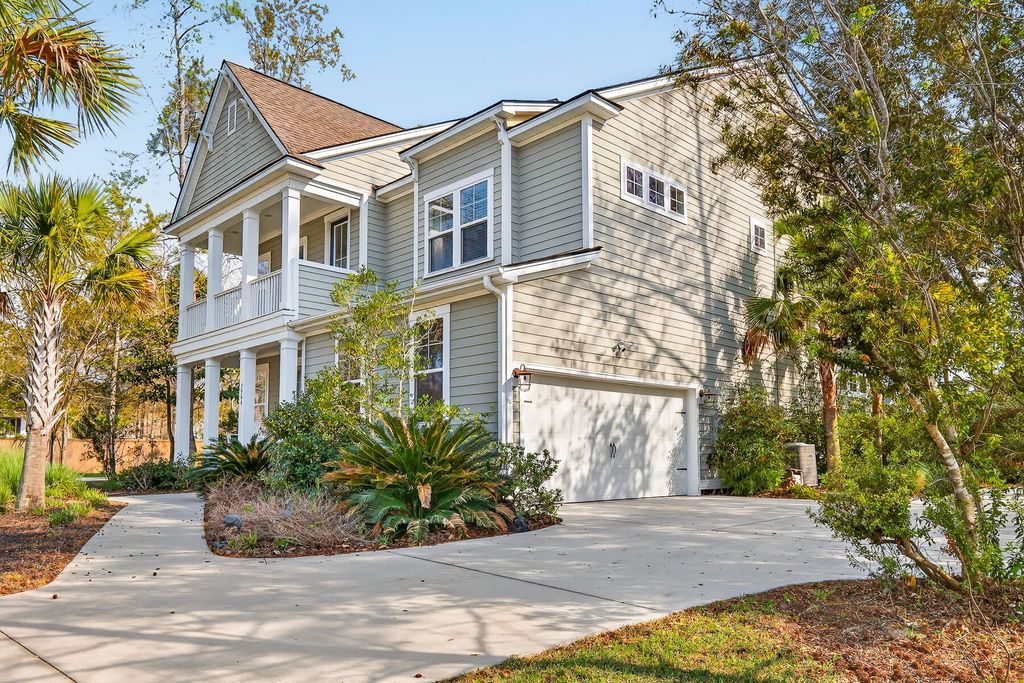 Photo of 5544 Alpine Drive, Summerville, SC 29483 (MLS # 26009117)