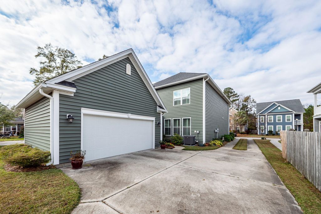 Photo of 1628 Seabago Drive, Charleston, SC 29414 (MLS # 25031477)