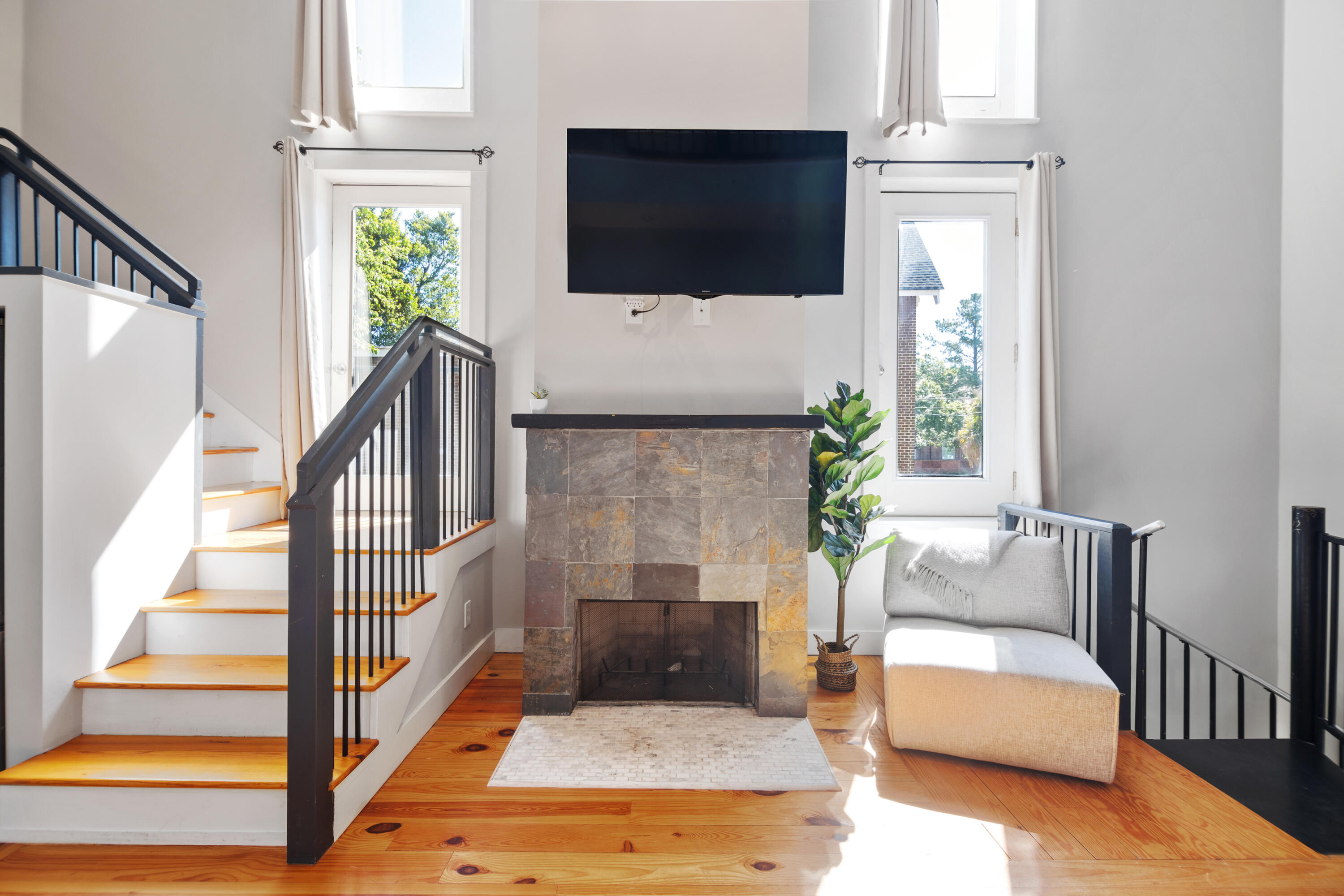 2 Francis Street I
