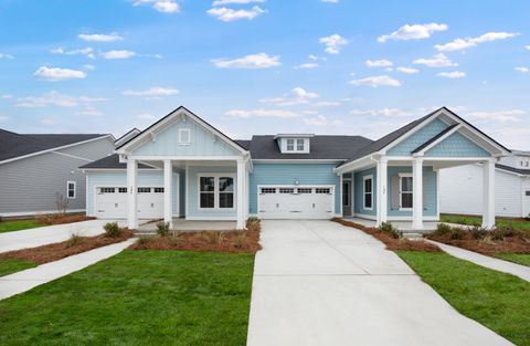 Photo of 402 Bluebird Bend Street, Summerville, SC 29486 (MLS # 26013839)