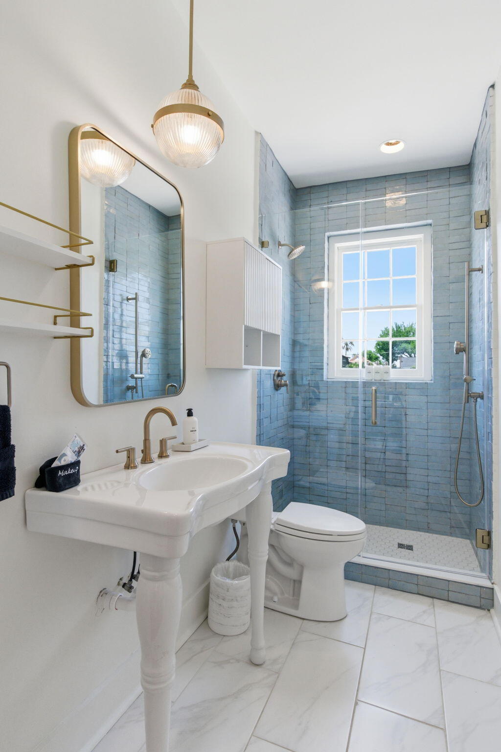72 Ashe Street A&B