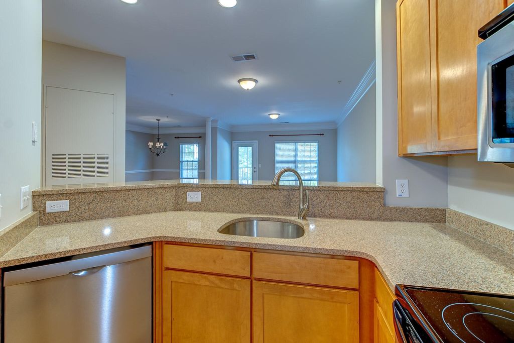 Photo of 1318 Basilidon Road, Mount Pleasant, SC 29466 (MLS # 26011592)