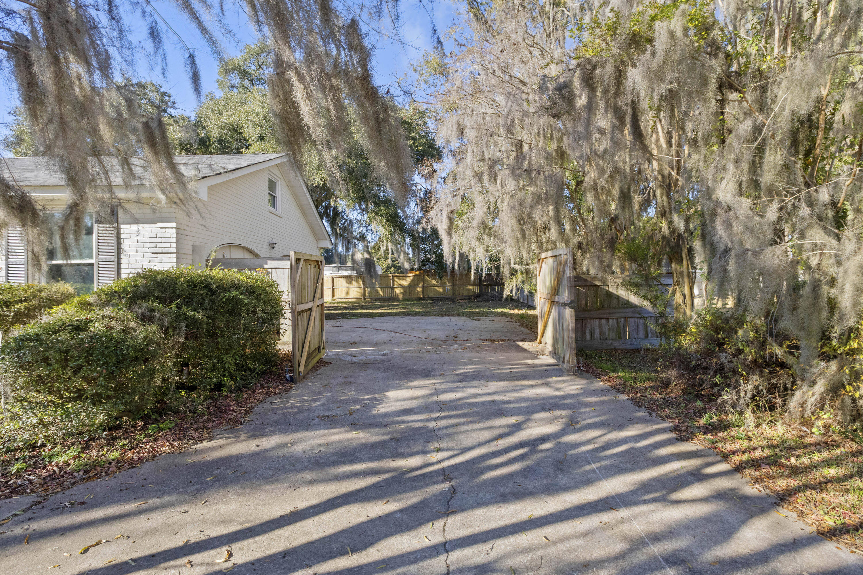 1822 Mallard Circle
