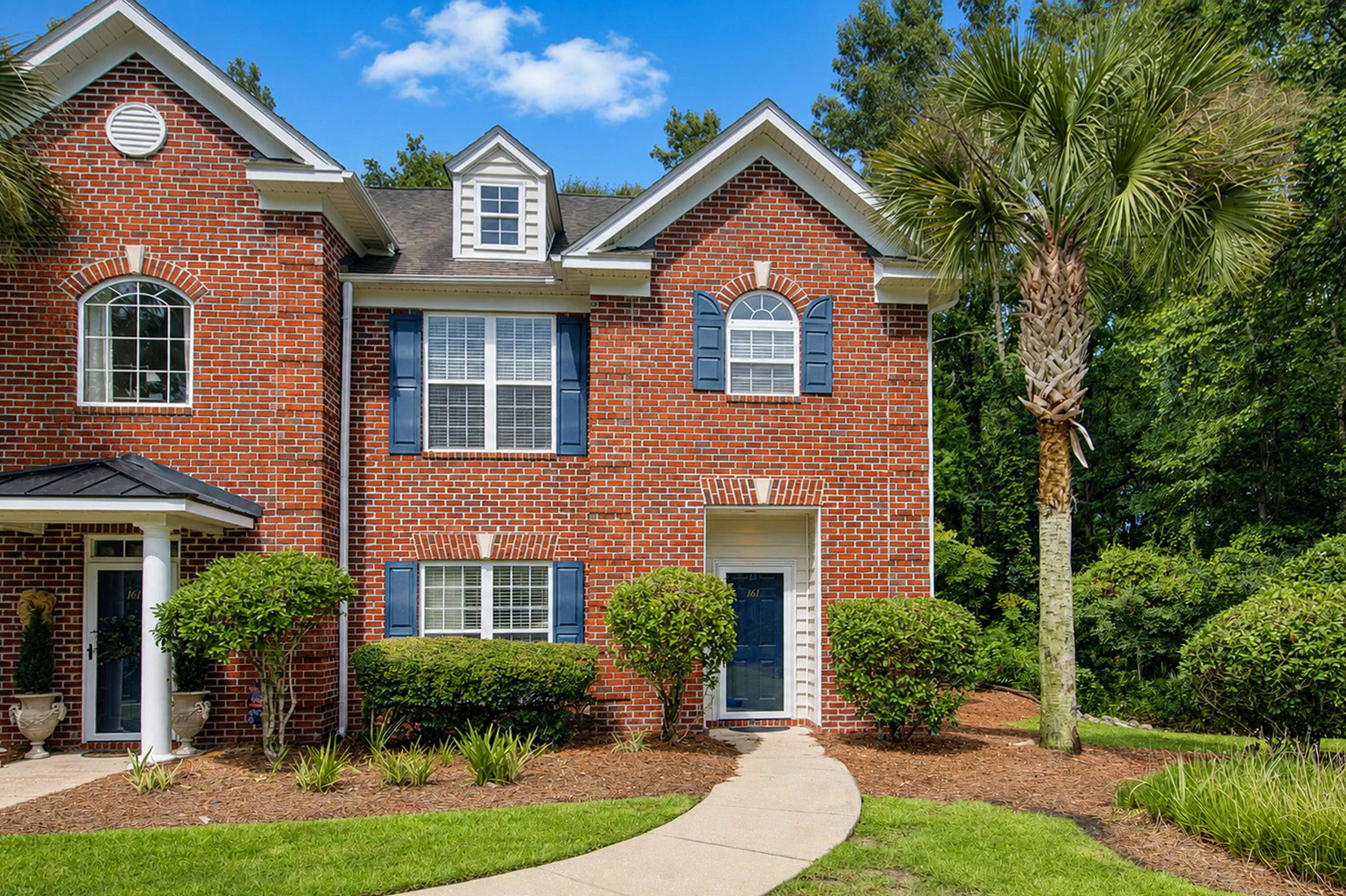 1611 Camfield Lane