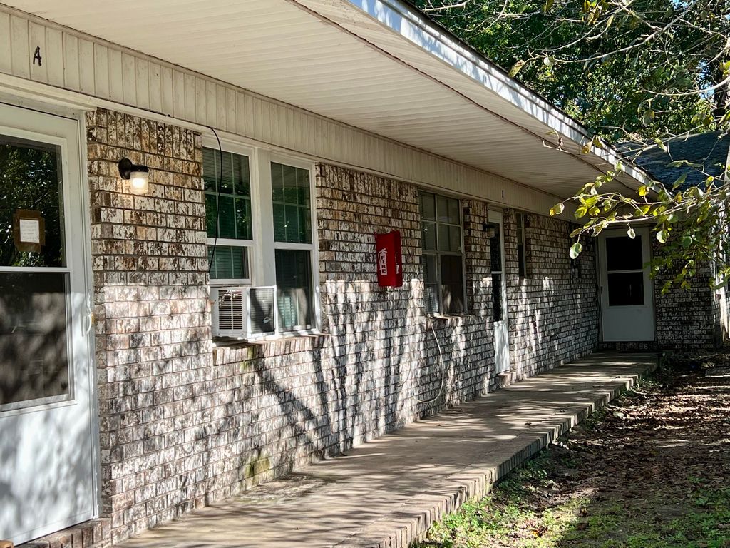 Photo of 1539 N Avalon Circle, Charleston, SC 29407 (MLS # 25015039)