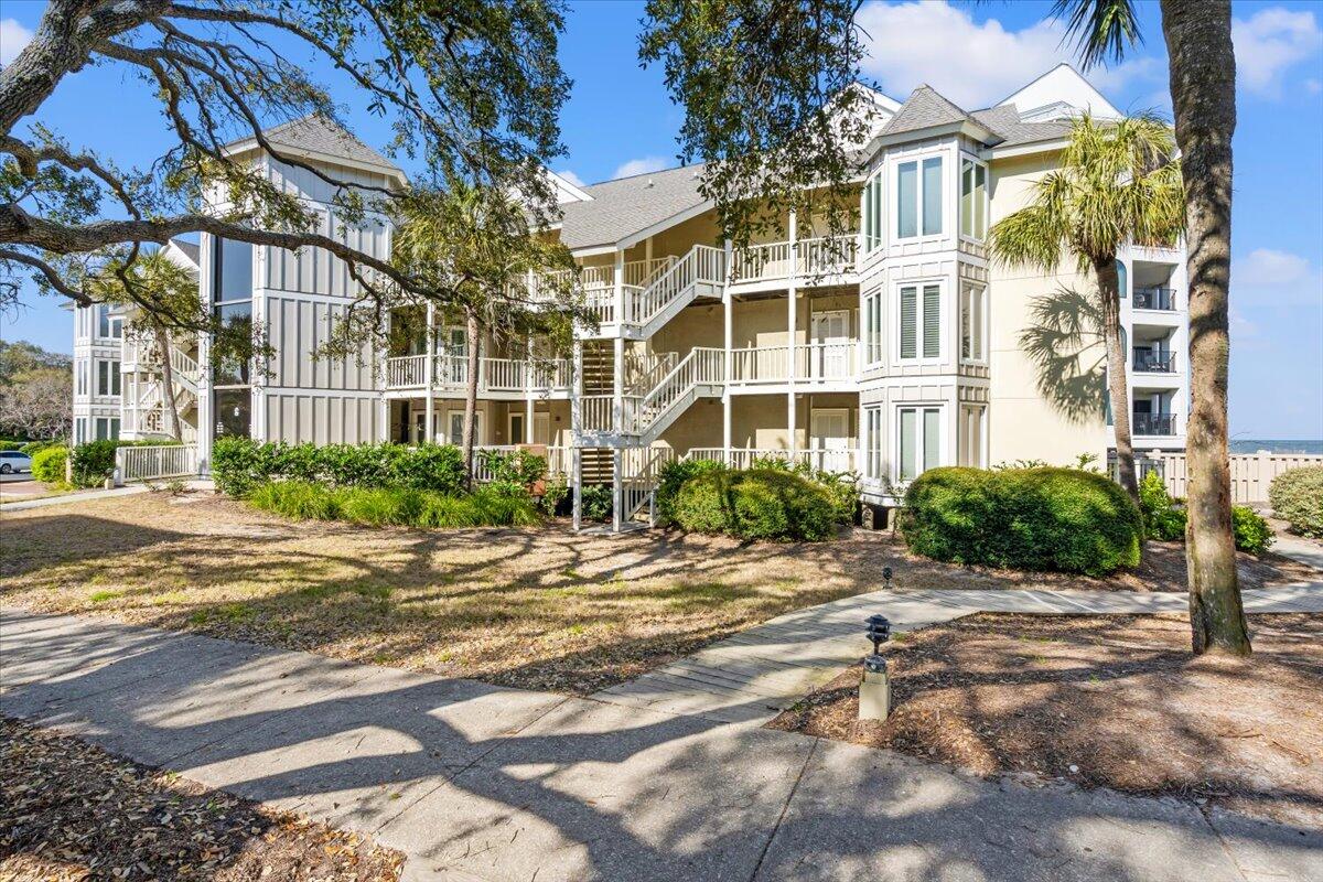 9000 Palmetto Drive G203
