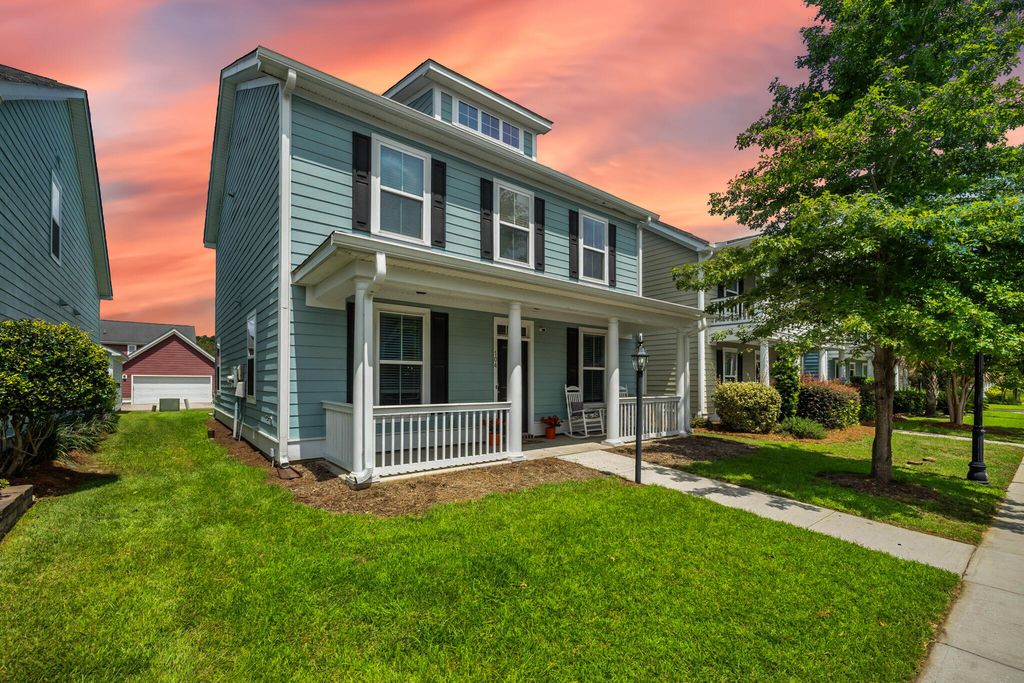 Photo of 104 Crossandra Avenue, Summerville, SC 29483 (MLS # 25027159)