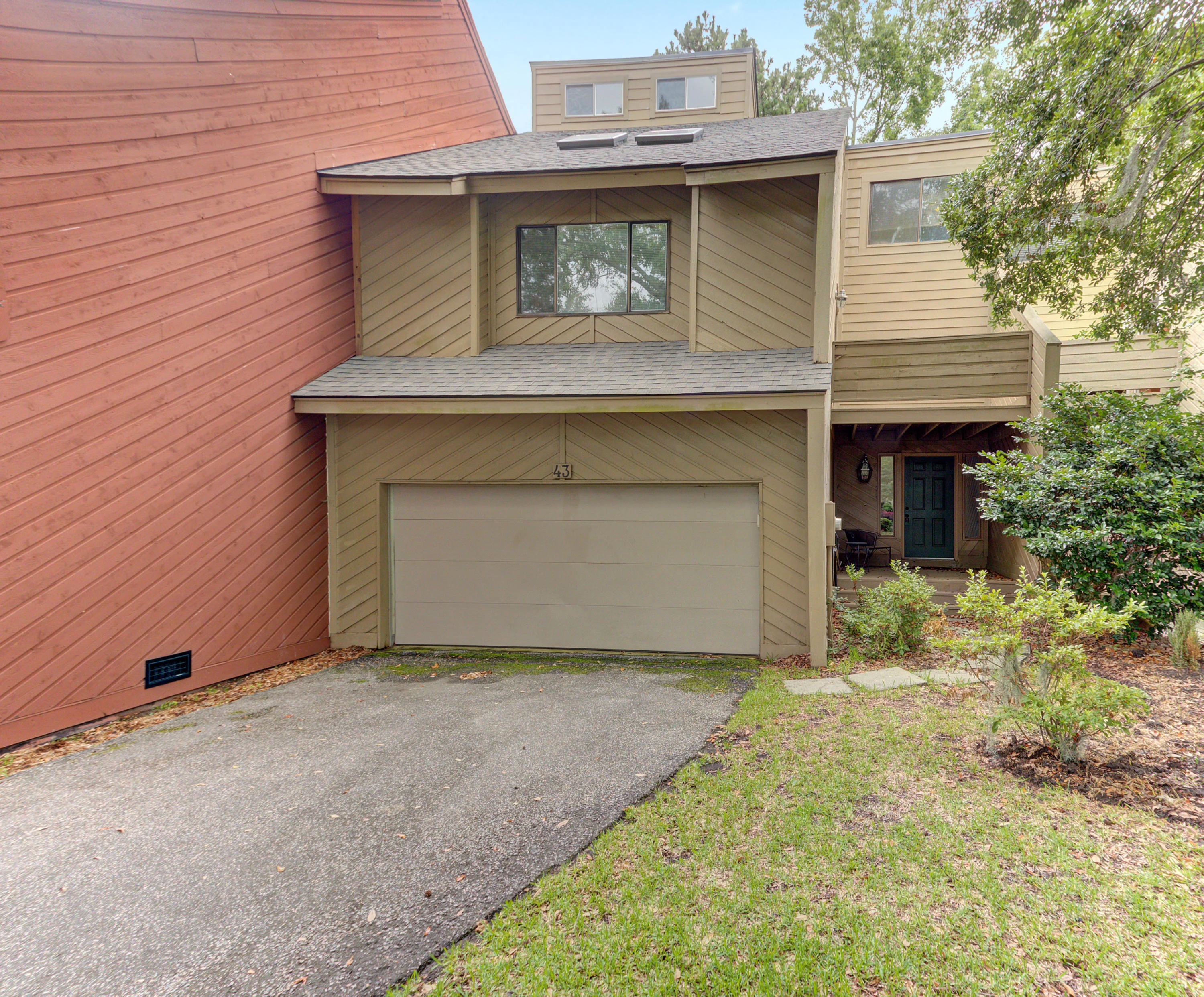 43 Arabian Drive