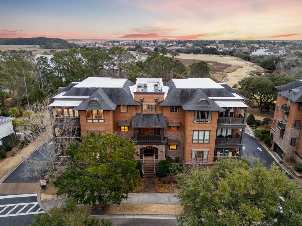 Photo of 250 Island Park Drive #205, Charleston, SC 29492 (MLS # 26004282)